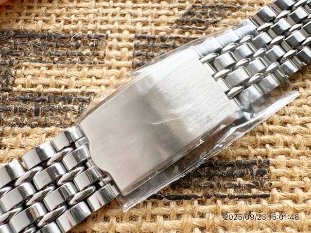 画像2: マルマン11 変則バネ式7連ステンレスベルト 18〜21mm 未使用デッドストック1970年代
