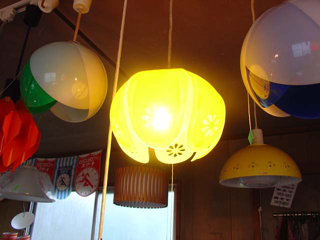画像: ヒカリ照明　黄色　　モダン昭和レトロ